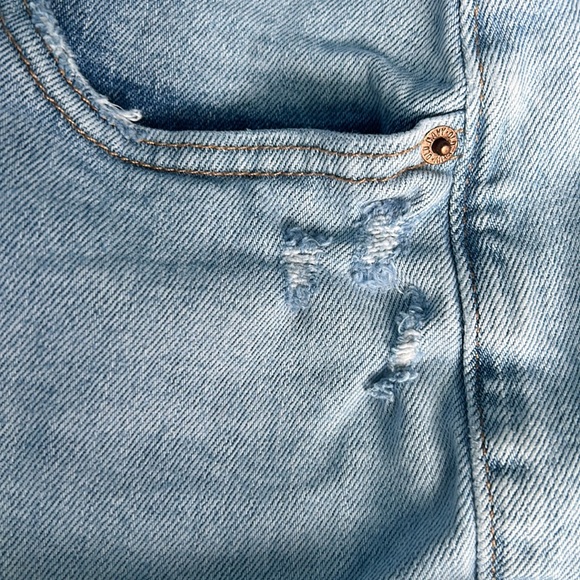 Light Wash Distressed Jeans - Picture 3 of 5